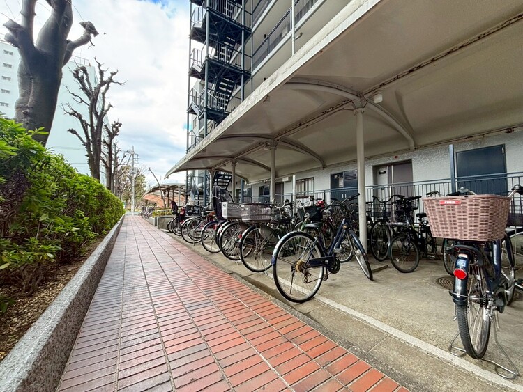 その他 駐輪場も綺麗に整頓されています。※空き状況は都度ご確認下さい。