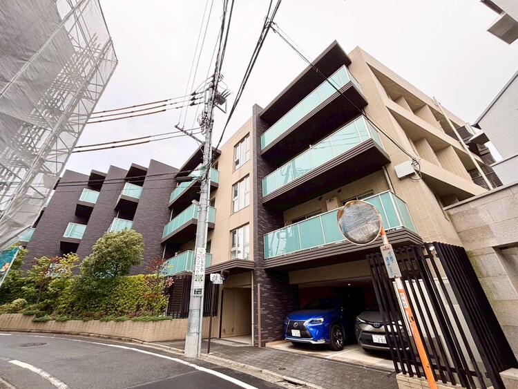 その他 飽きのこないシンプルモダンな外観です。