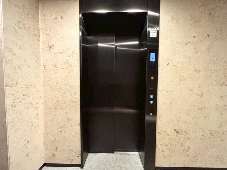 その他 エレベーター完備のため荷物が多くなっても安心。