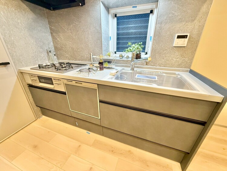 その他 使いやすくスタイリッシュなキッチン空間になっております。