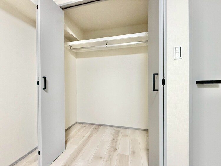 その他 家電やスーツケース、ストック品など何でも片付く嬉しい空間です。