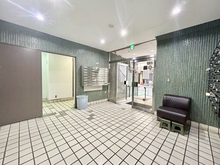 その他 館内は静寂な中が保たれており、管理が行き届いている印象を受けました。