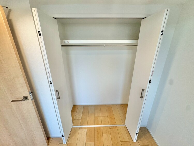 その他 収納スペースが付いていて、お部屋を広く使っていただけます。