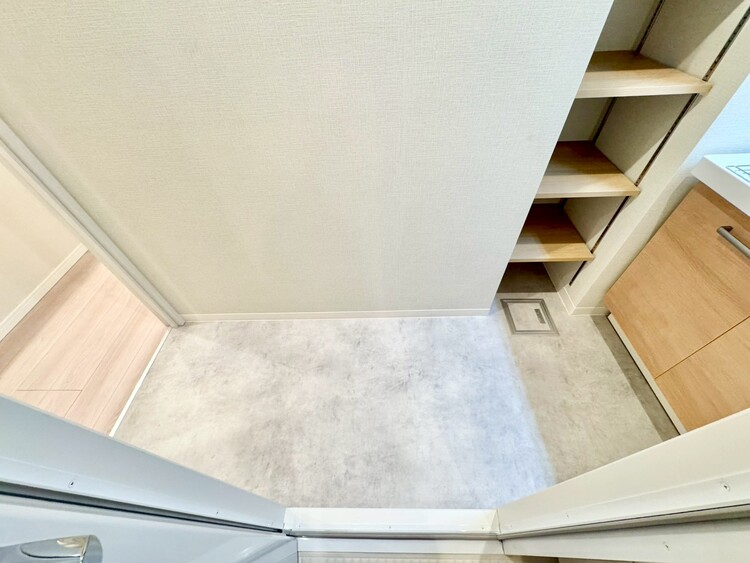 その他 十分な広さの脱衣所。