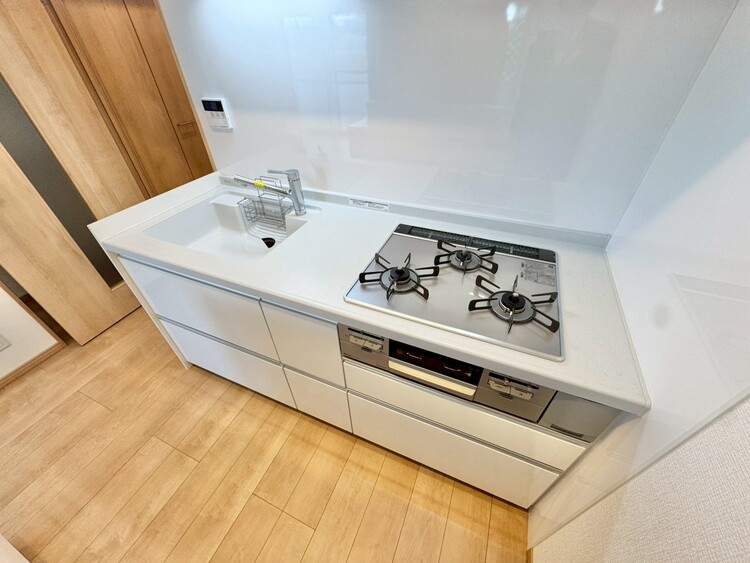 その他 使いやすくスタイリッシュなキッチン空間になっております。
