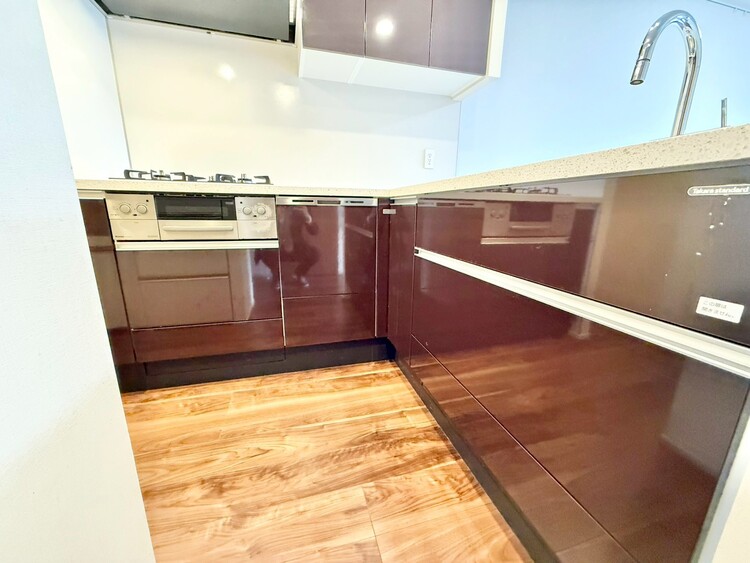 その他 使いやすくスタイリッシュなキッチン空間になっております。