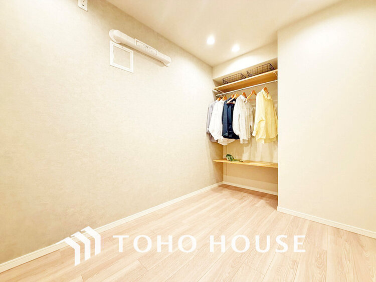 内装 1日の疲れを癒し、心地よく寛げるようゆったりとした広さをしています