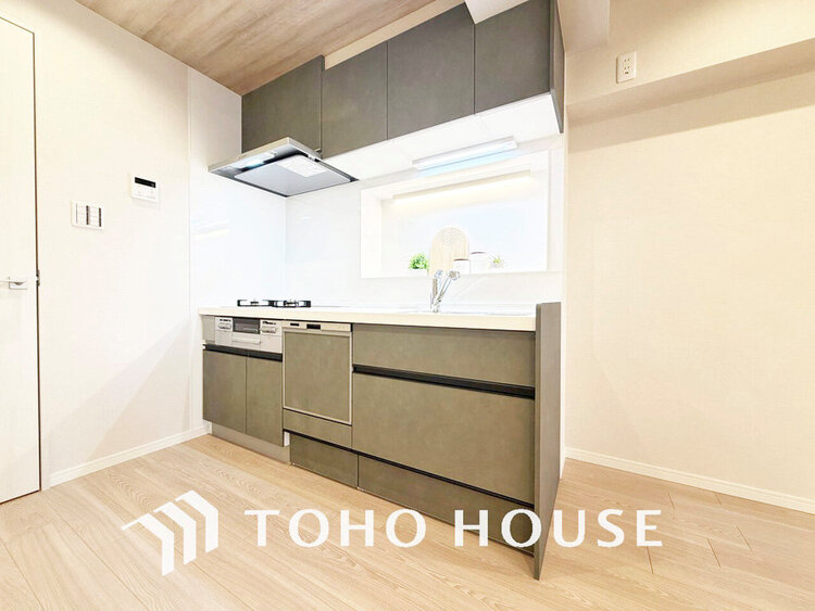 キッチン シンプルな部屋の雰囲気に溶け合うナチュラルキッチン