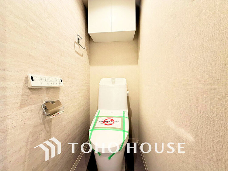 トイレ トイレには快適な温水洗浄便座付