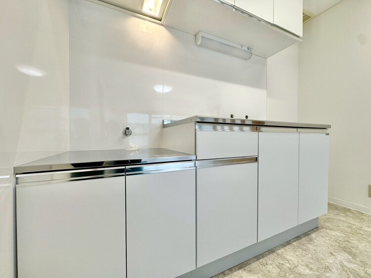 その他 開放感のあるキッチンスペース。調理をしながら、会話も弾みそうですね。