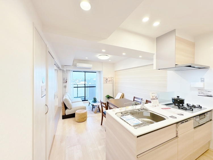 居間 過ごす時間が、たくさんの思い出として紡がれていく場所。