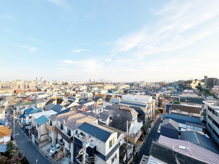 バルコニー 頬をなでる、優しい風を感じることが出来ます。