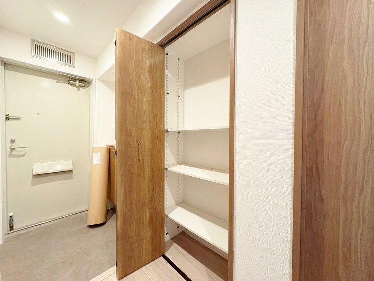 収納 暮らし心地を大きく左右する収納を、適材適所に配置し使い勝手を考慮しました。