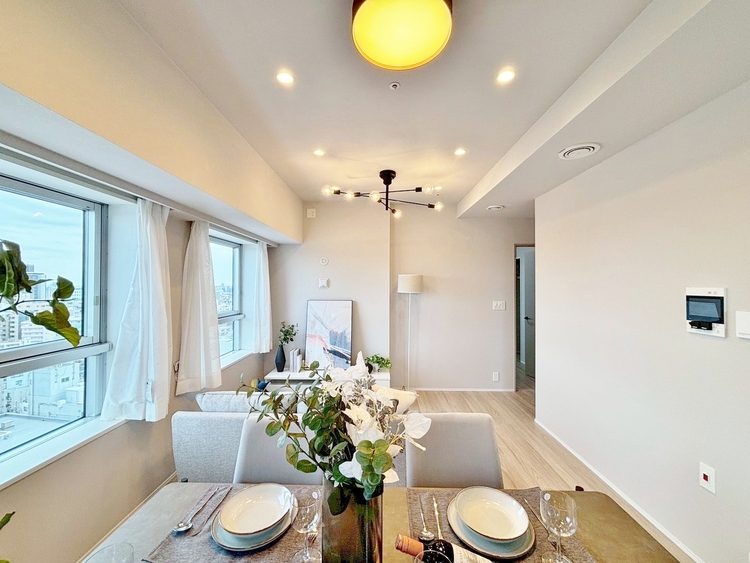 居間 過ごす時間が、たくさんの思い出として紡がれていく場所。