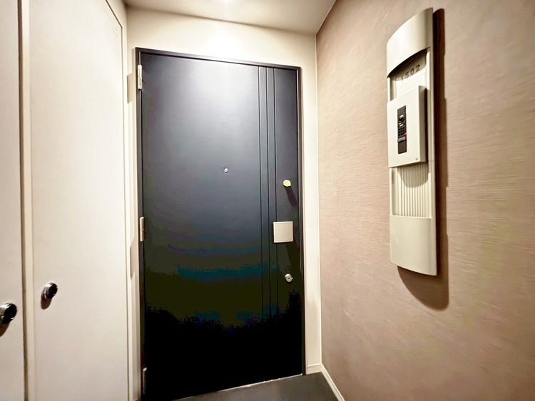 玄関 玄関を開ければ、そこは安らぎのご自宅。