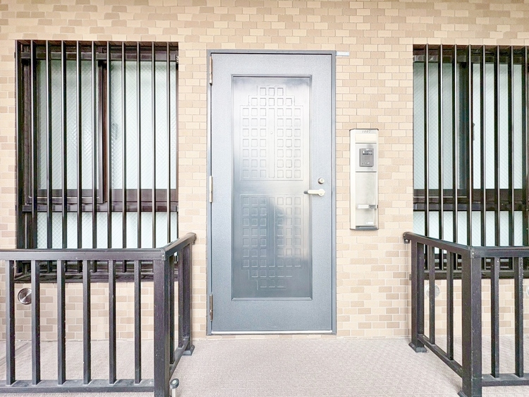 玄関 玄関を開ければ、そこは安らぎのご自宅。