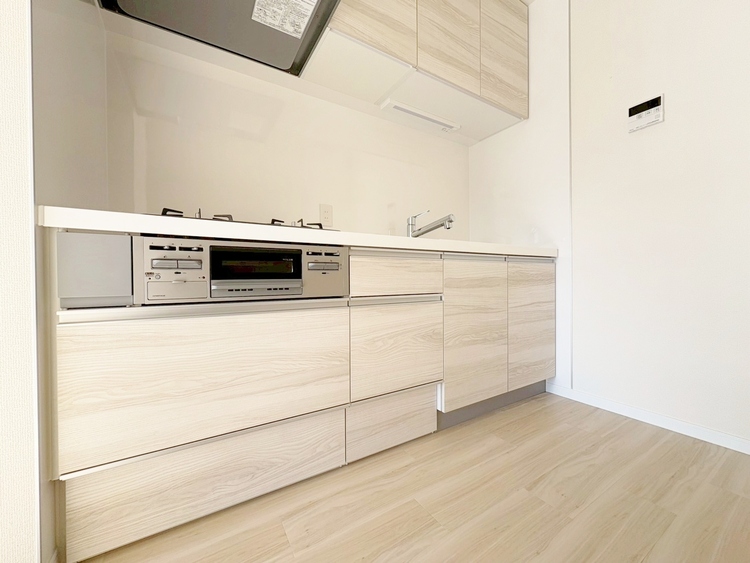 キッチン 洗練されたスタイリッシュなデザイン性と使いやすさを備えた仕様。