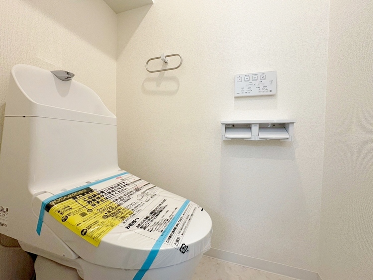 トイレ 暮らしの中のさりげないひとときの快適さにも、こだわりを、持って設備を配しております。