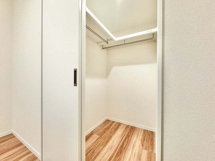 収納 居室にはクローゼットがあり、荷物もスッキリ収納して快適にお過ごしいただけます。