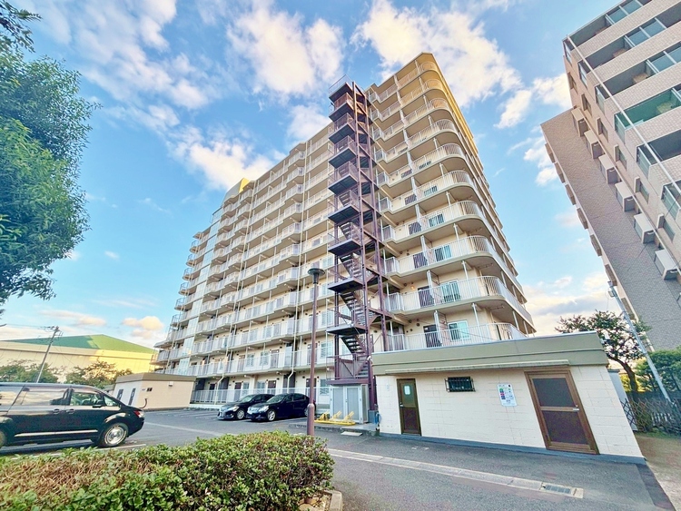 外観 資料には掲載していない情報が、現地にはたくさんあります。是非一度、現地をご確認ください。