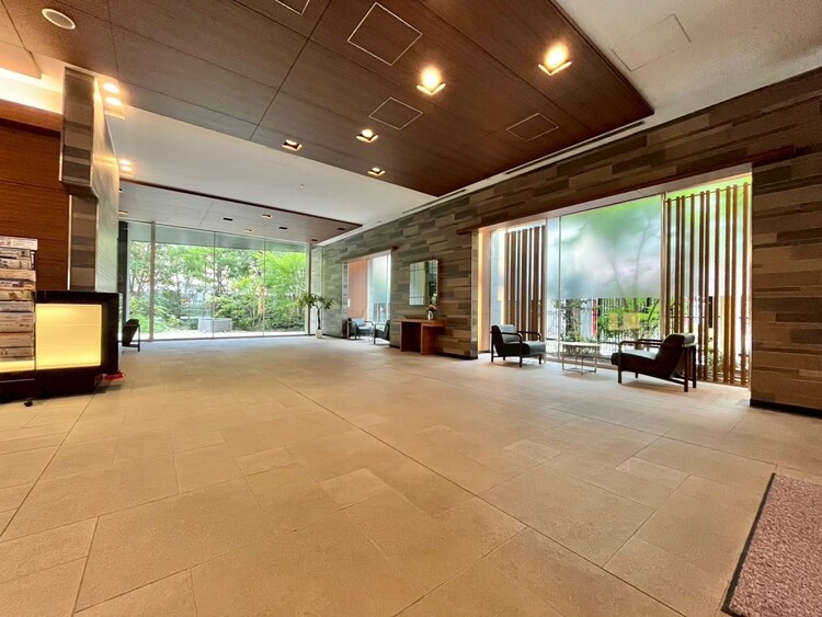 エントランス エントランスは、毎日の行き帰りで使う大事な空間です。