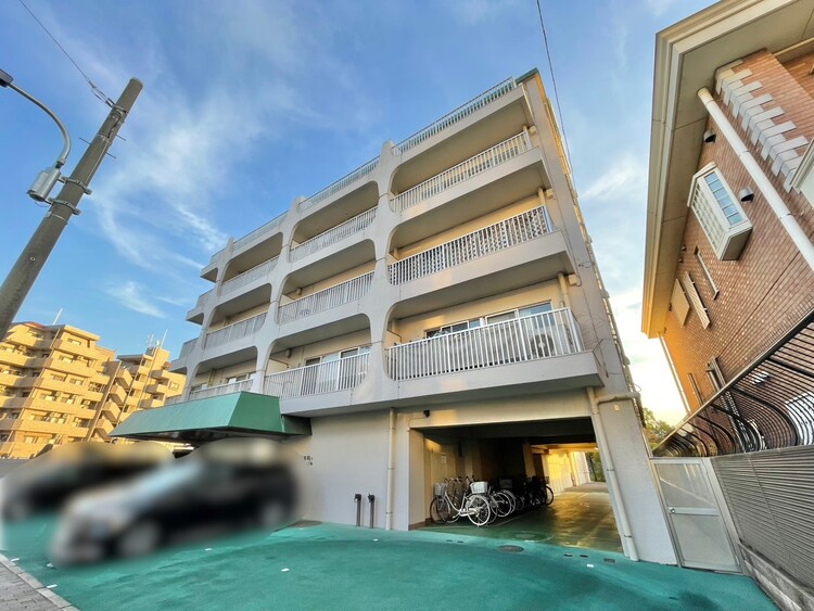 外観 資料には掲載していない情報が、現地にはたくさんあります。是非一度、現地をご確認ください。