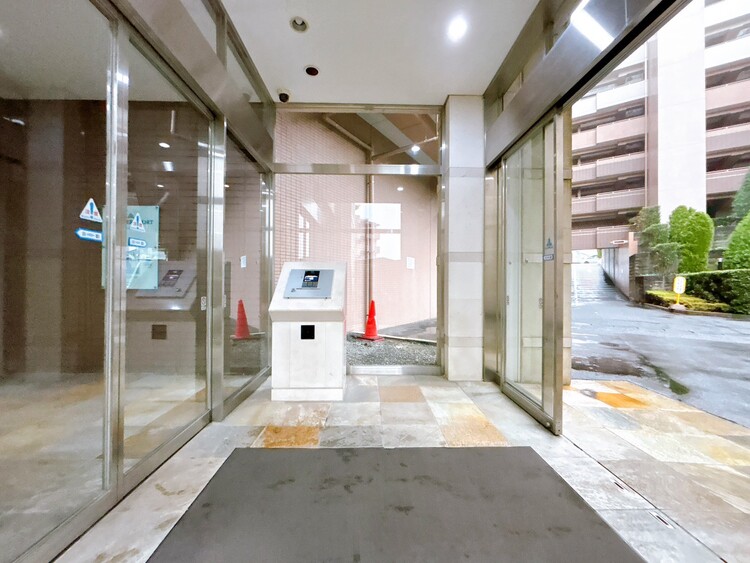 エントランス エントランスは、毎日の行き帰りで使う大事な空間です。