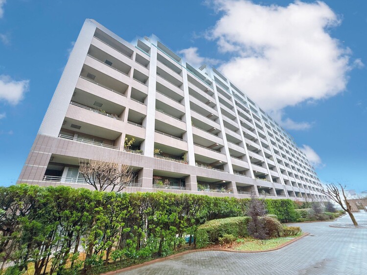 外観 現地に足をお運びいただいた際には、周辺散策などをお勧めいたします。