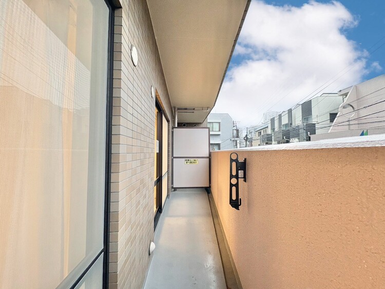 バルコニー 暮らしの中で、光と風を演出してくれるバルコニー。