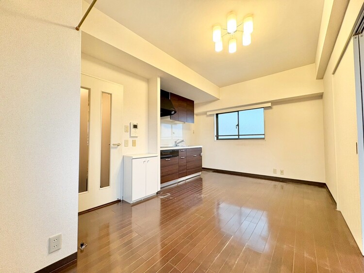 居間 「空間が織り成すひとつ先の住み心地」を演出します。