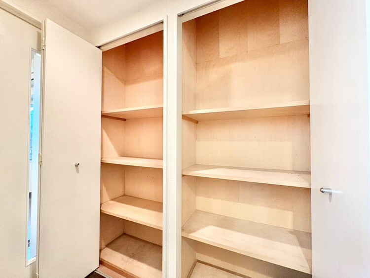 洗面 暮らし心地を大きく左右する収納を、適材適所に配置し使い勝手を考慮しました。