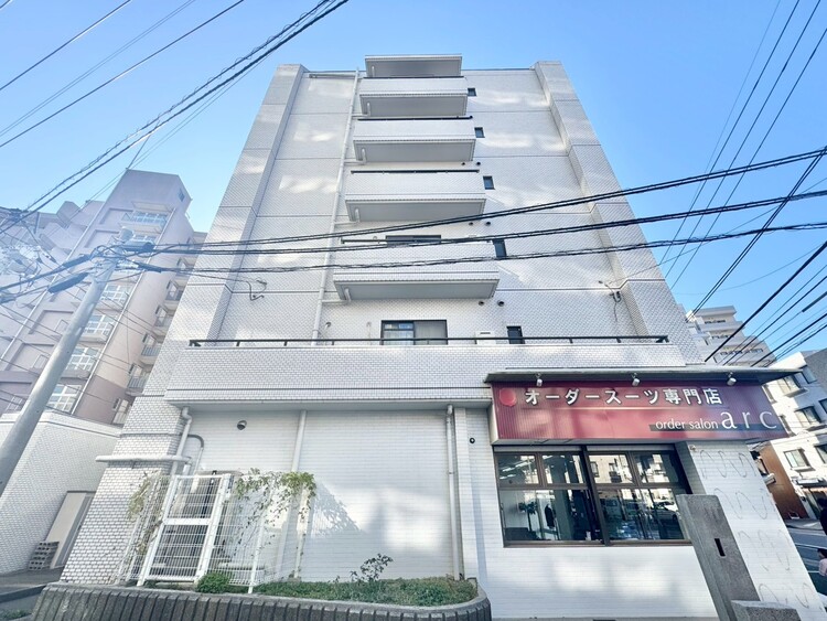 外観 現地に足をお運びいただいた際には、周辺散策などをお勧めいたします。