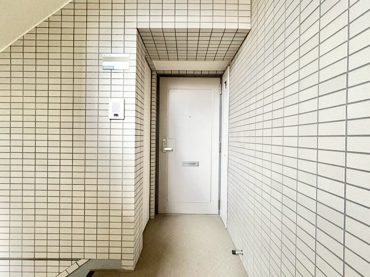 玄関 玄関を開ければ、そこは安らぎのご自宅。