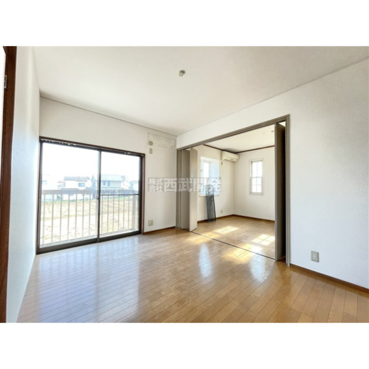 内装 9月18日撮影