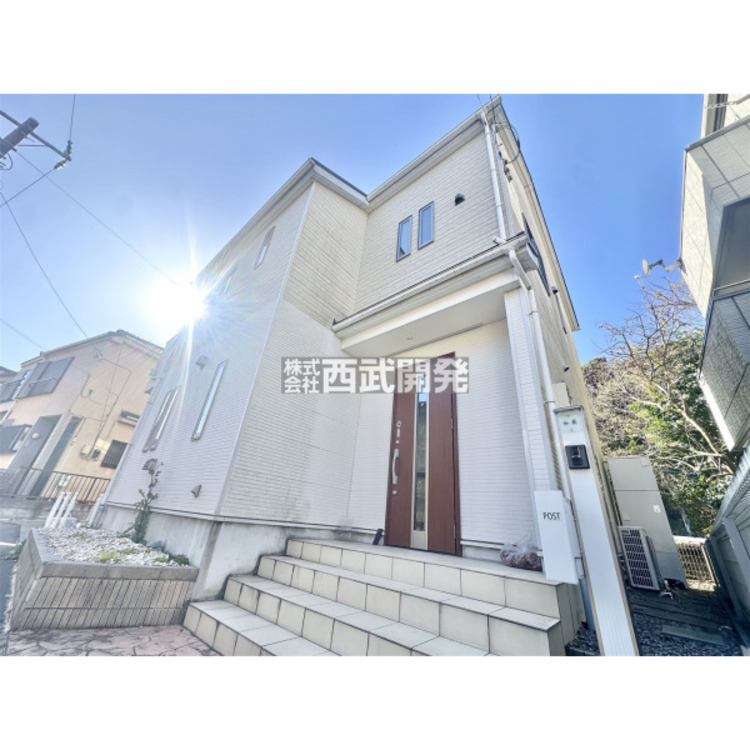 外観 12月12日撮影