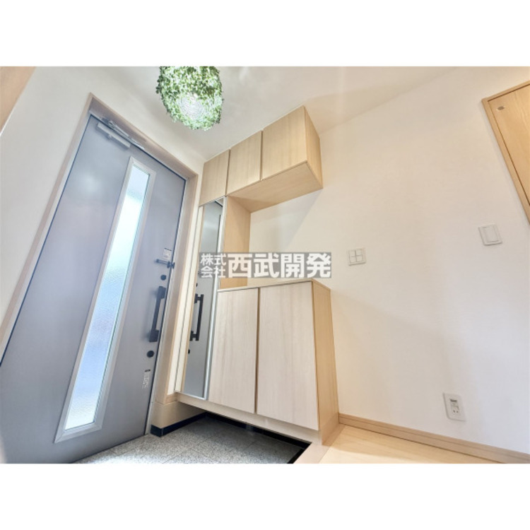 玄関 身だしなみチェックもできるミラー付シューズＢＯＸ