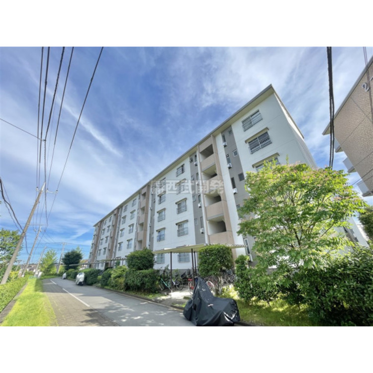 外観 空室のためお気軽に内覧可能です。