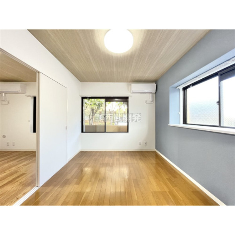 内装 穏やかな日差しと心地よい風が吹き抜ける窓配置