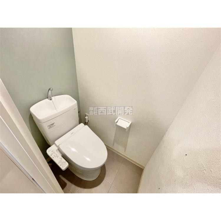 トイレ 温水洗浄便座付のトイレで毎日清潔・快適