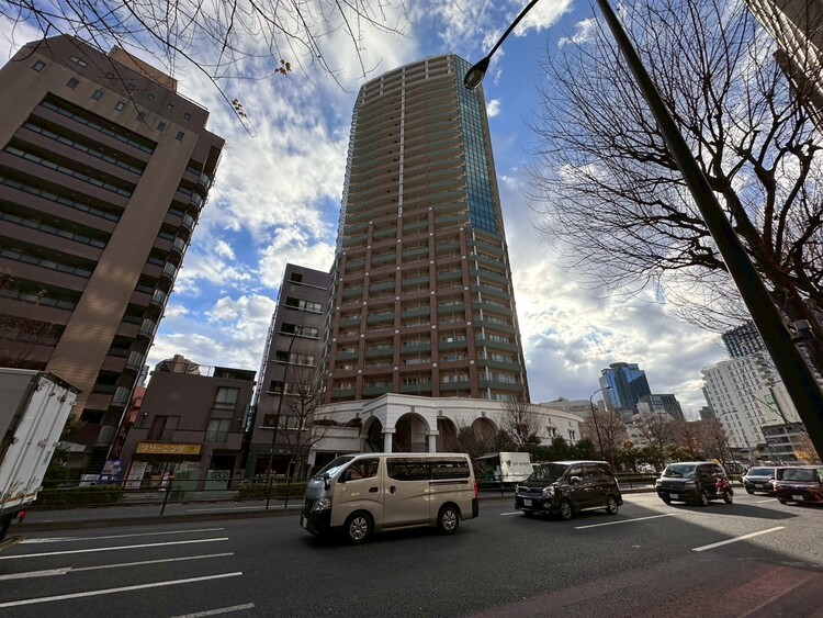 その他 飽きのこないシンプルモダンな外観です。