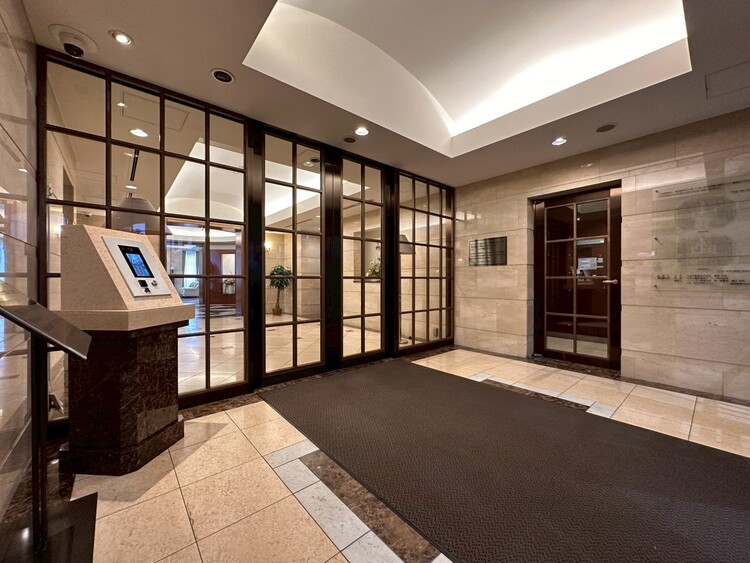 その他 館内は静寂な中が保たれており、管理が行き届いている印象を受けました。