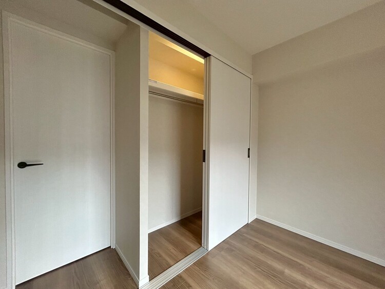 その他 収納スペースが付いていて、お部屋を広く使っていただけます。