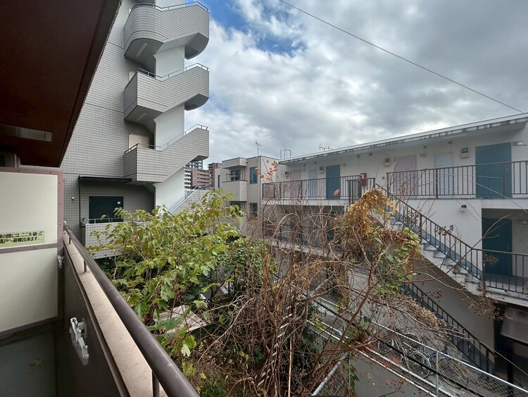 その他 眺望や窓からの景色が良いと、家で過ごす時間も快適です。