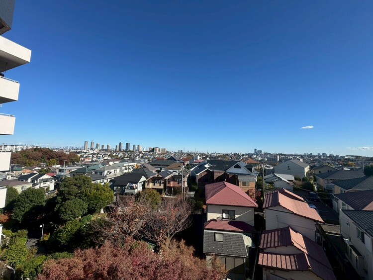 その他 眺望や窓からの景色が良いと、家で過ごす時間も快適です。