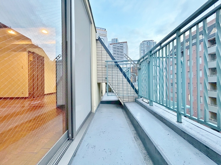 その他 朝の澄んだ空気や、夕方に吹く清々しい風を感じられるバルコニー。