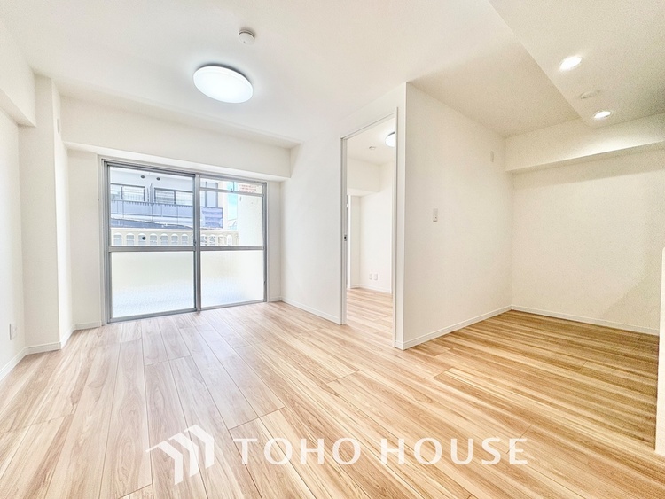 内装 【LIVING】◆煌びやか◆愛おしい家族との団欒の時間をより一層幸せなものに感じさせる煌びやかなLDK。輝かしい毎日が待っています。