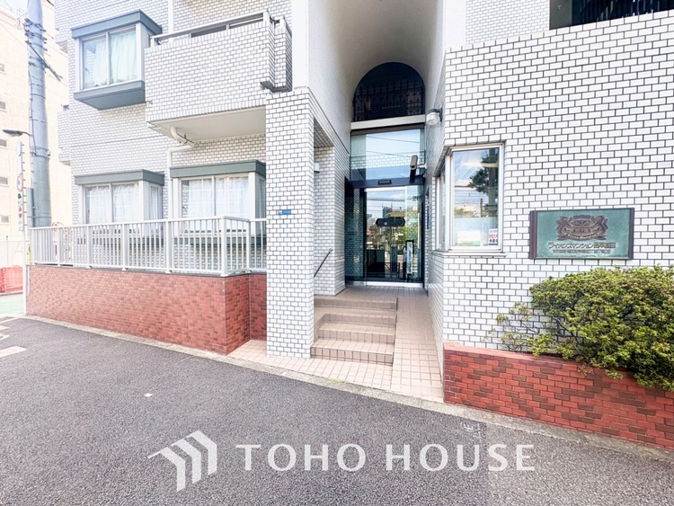 外観 【Space of cure】◆癒しの空間◆採光とセンスを散りばめた空間。それは『柔らかさ』に似た素敵な居場所。そこに暮らす人のことを考えつくり出したものは『癒し』という心地よい居場所なんだと思う