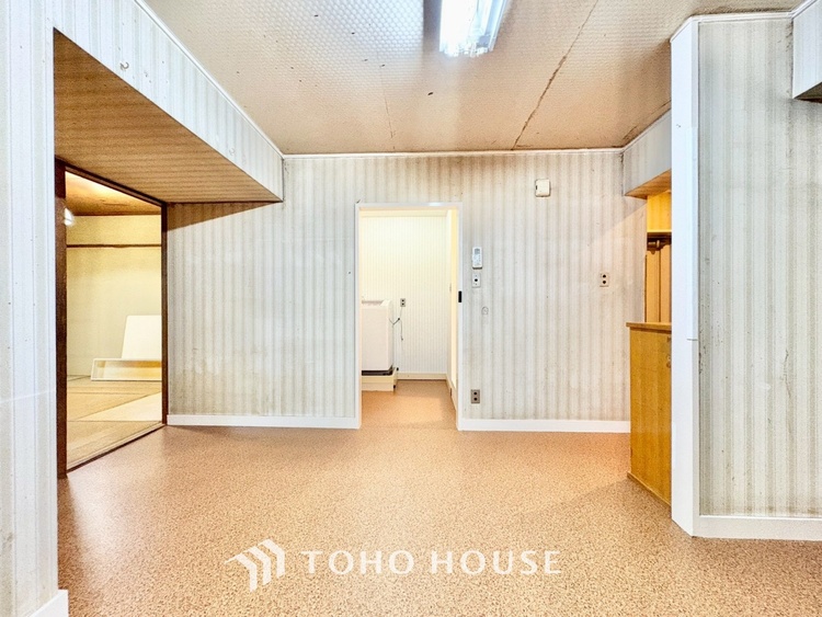 内装 【living】居心地のいい暮らしには欠かせない眩い採光。