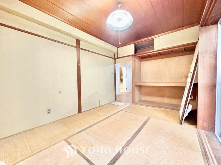 内装 【living】居心地のいい暮らしには欠かせない眩い採光。