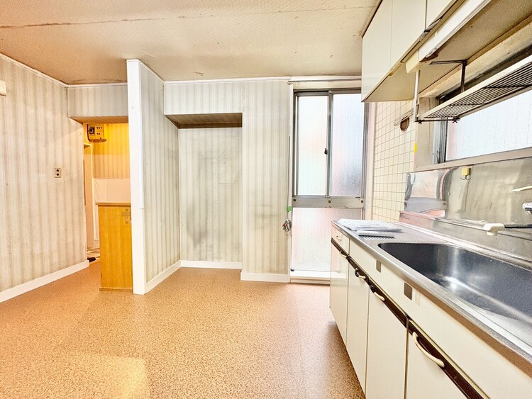 キッチン 【KITCHEN】◆家族のおはよう◆の声を笑顔で迎えてあげられるシステムキッチン。朝ごはんが楽しみでちょっと早起きしたくなるんです。